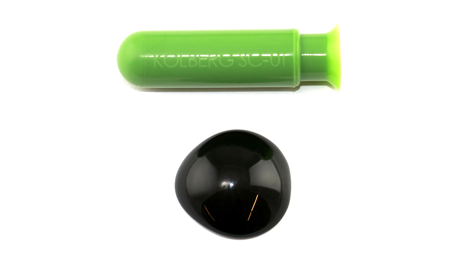 Black Corneal Shields with Suction Cup